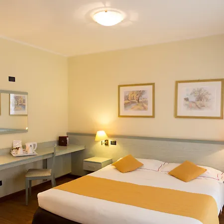 Hotel Campus 3*