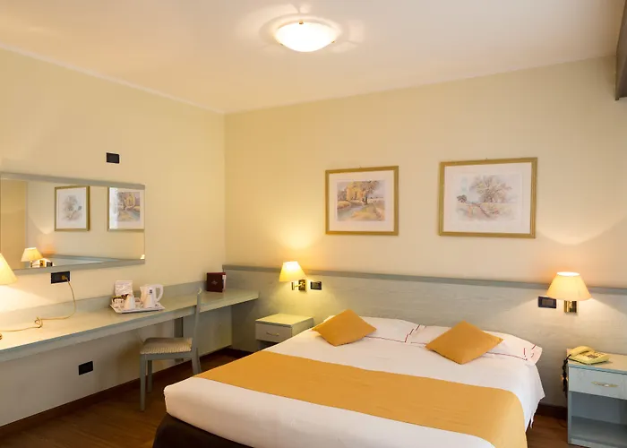 Ξενοδοχείο Campus 3*