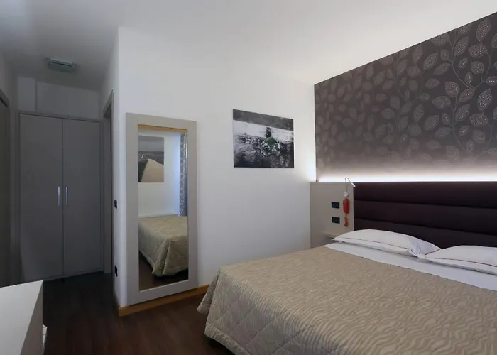 Ξενοδοχείο Campus 3*