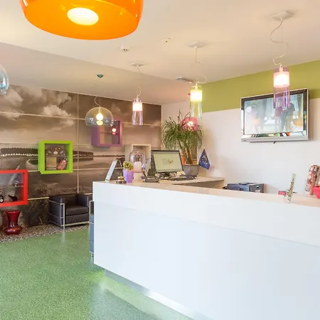 Campus מלון קולצ'יו