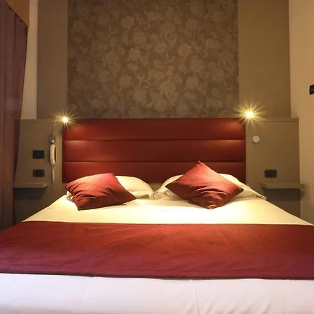 Hotel Campus 3*